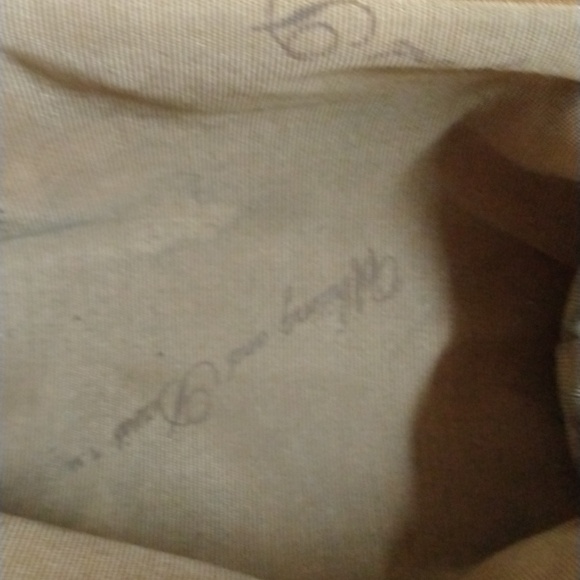 Authentic Whiting and Davis gold grommet coin purse - Picture 3 of 3